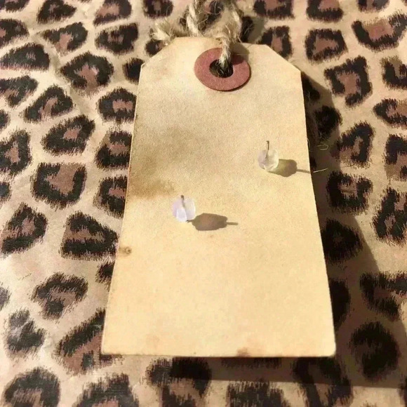 Handmade Flower Design Fabric Covered Earrings NEW - Picture 3 of 3